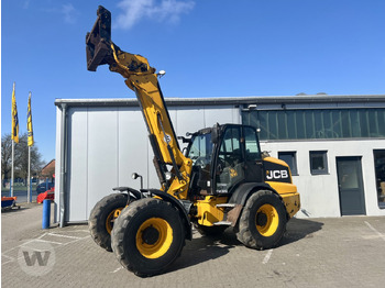 Колёсный погрузчик JCB TM320