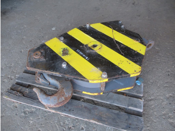 Навесное оборудование HITACHI