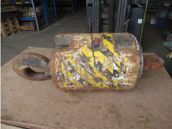 Навесное оборудование HITACHI