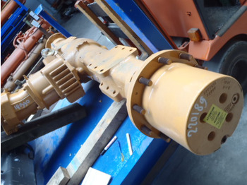 Задняя ось CASE