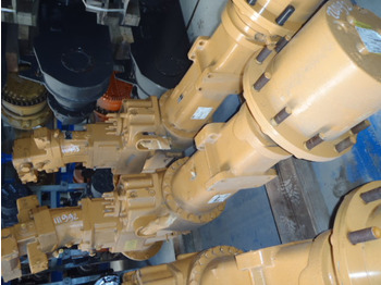 Задняя ось CASE