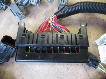 Новый Кабели/ Провода для Строительной техники Case KHR28900: фото 3