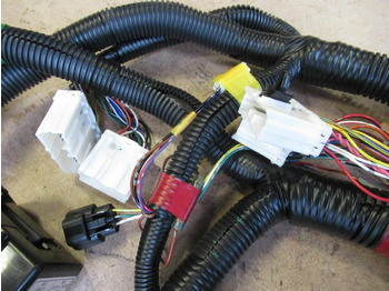 Новый Кабели/ Провода для Строительной техники Case KHR28900: фото 4