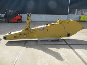 Стрела CATERPILLAR