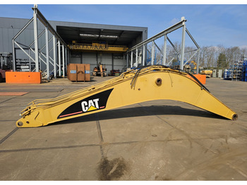 Стрела CATERPILLAR