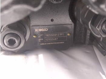 : фото в шапке страницы