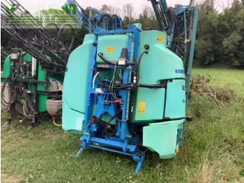 Прицепной опрыскиватель BERTHOUD
