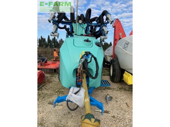 Прицепной опрыскиватель BERTHOUD