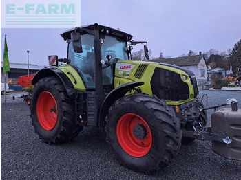 Трактор CLAAS Axion 810