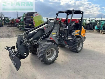 Колёсный погрузчик GIANT