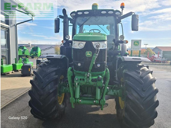 Трактор John Deere 6215r: фото 2 Трактор John Deere 6215r: фото 2