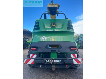 Кормоуборочный комбайн John Deere 8400: фото 5 Кормоуборочный комбайн John Deere 8400: фото 5