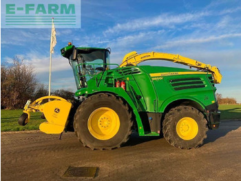 Кормоуборочный комбайн JOHN DEERE 8600