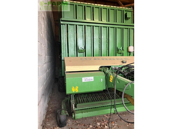 Сельскохозяйственный прицеп-самосвал KRONE