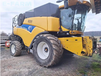 Зерноуборочный комбайн NEW HOLLAND CR9080
