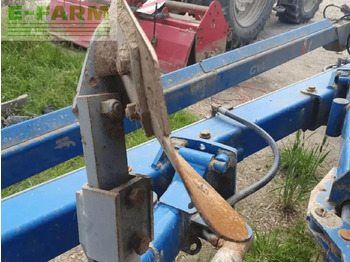 Плуг Överum 6 corps: фото 5 Плуг Överum 6 corps: фото 5