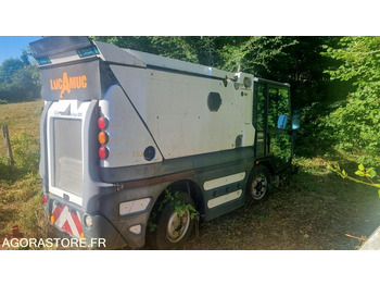 Подметально-уборочная машина SCHMIDT