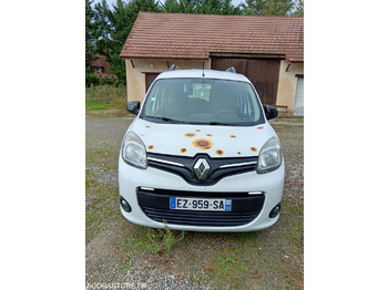 Легковой автомобиль