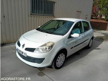 Легковой автомобиль RENAULT