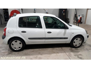 Легковой автомобиль RENAULT