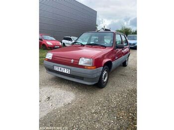 Хэтчбек Renault R5: фото 2 Хэтчбек Renault R5: фото 2