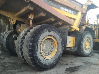 Карьерный самосвал KOMATSU HD465