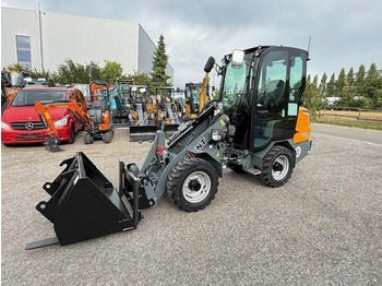 Колёсный погрузчик GIANT