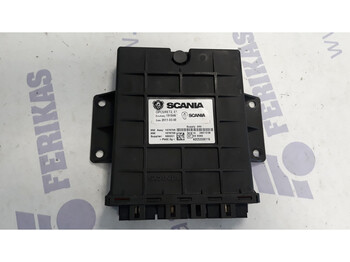 : фото в шапке страницы