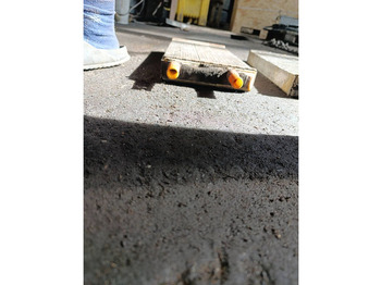 Радиатор Scania Volvo: фото 4