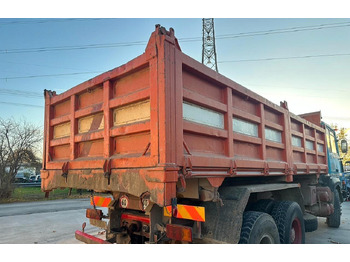 Самосвал Renault R420 3 assi ribaltabile: фото 4 Самосвал Renault R420 3 assi ribaltabile: фото 4