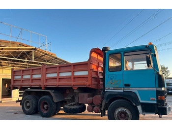 Самосвал Renault R420 3 assi ribaltabile: фото 2 Самосвал Renault R420 3 assi ribaltabile: фото 2