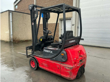 Вилочный погрузчик 2001 LINDE E16C-02 FORKLIFT: фото 2 Вилочный погрузчик 2001 LINDE E16C-02 FORKLIFT: фото 2