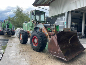 Колёсный погрузчик