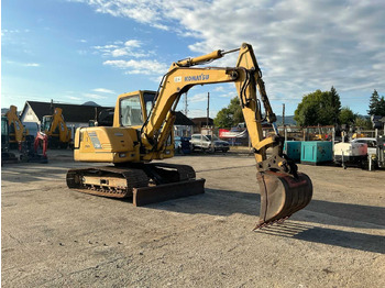 Экскаватор KOMATSU