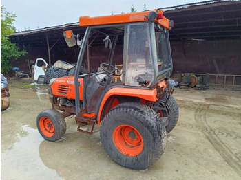 Трактор KUBOTA - STV40 - 4-WHEEL DRIVE TRACTOR: фото 4 Трактор KUBOTA - STV40 - 4-WHEEL DRIVE TRACTOR: фото 4