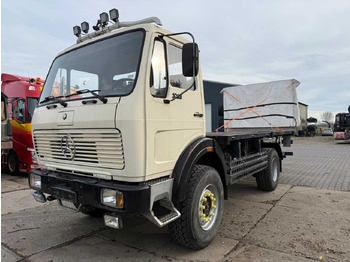 Грузовик MERCEDES-BENZ