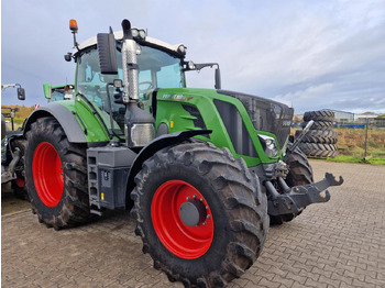 Трактор FENDT 826 Vario