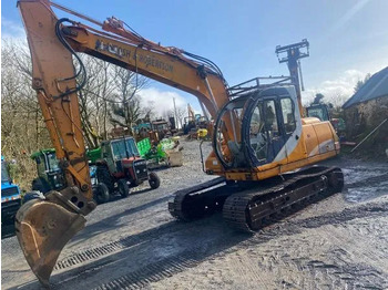 Гусеничный экскаватор