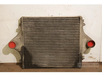 Радиатор HELLA