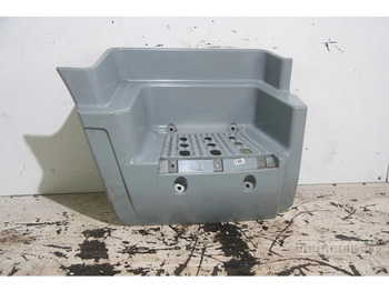 Боковая подножка IVECO Stralis