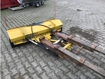 Отвал для снега