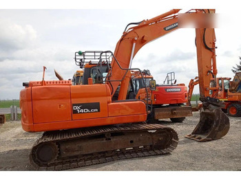 Гусеничный экскаватор DOOSAN DX140LC-3