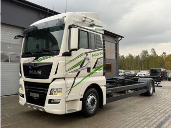 Грузовик-шасси MAN TGX 18.470