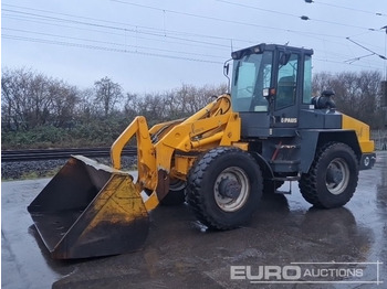 Колёсный погрузчик