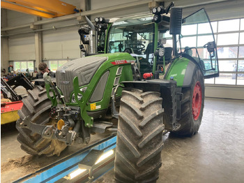Трактор FENDT 724 Vario