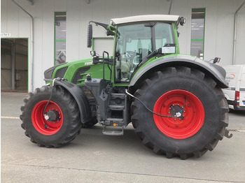 Трактор FENDT 824 Vario
