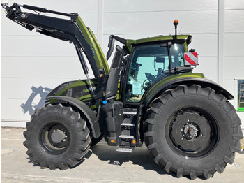 Трактор VALTRA