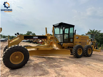 Грейдер CATERPILLAR 140K