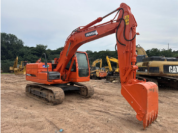 Гусеничный экскаватор Doosan DX120: фото 2 Гусеничный экскаватор Doosan DX120: фото 2