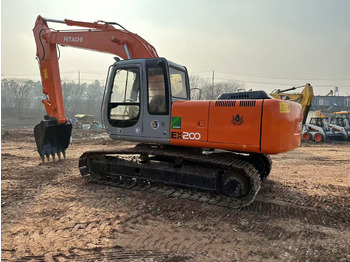 Экскаватор HITACHI EX200: фото 2 Экскаватор HITACHI EX200: фото 2